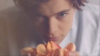 One Direction- 'Our Moment' Fragrance Ad