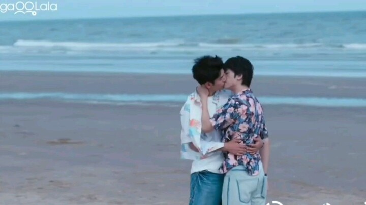 kiss