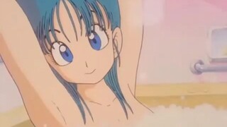 ketika goku sedang mengintip bulma mandi😳