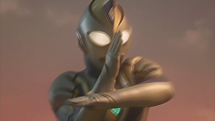 The battle between real and fake Ultraman Dyna
