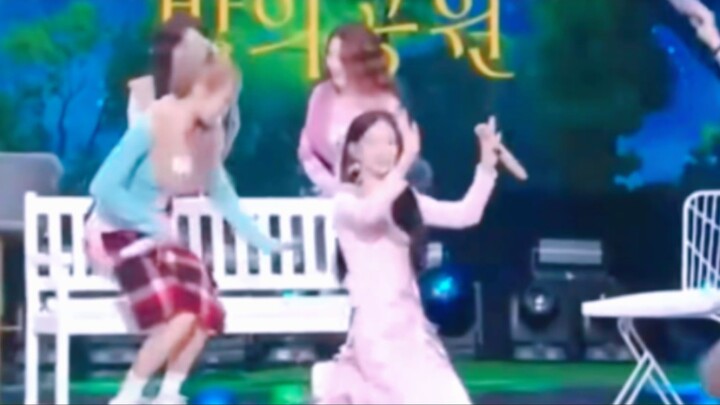 You can tell a member’s character from how they perform formal bows: Mian saves the day for Yujin, S