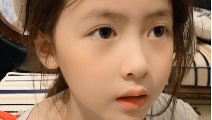 บันทึกความทรงจำ รูปลักษณ์แรกเมื่อห้าปีก่อน