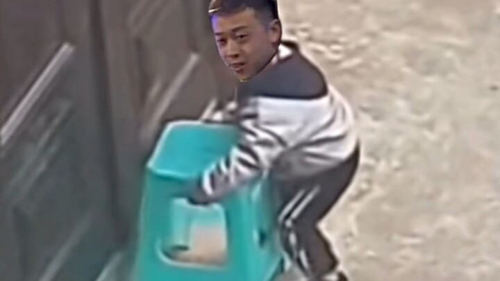 Stool: The young master is truly swift and decisive!