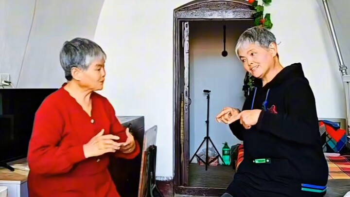 Film Hurricane for Seniors