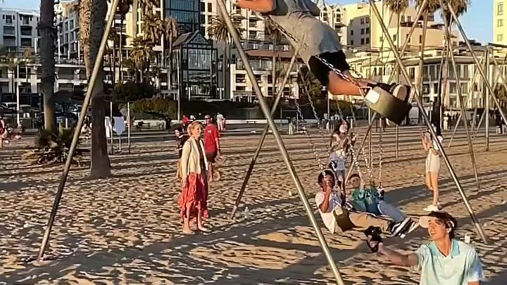 Squid Games in LA! Bdash x Vik