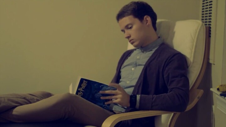 สำหรับคนที่ไม่รู้ภาษาอังกฤษ ภาษาอังกฤษในหูของพวกเขาก็ฟังเหมือนว่า: