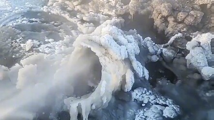 Water pipe leak in the north