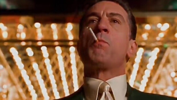 "เขาคือเพดานของรูปลักษณ์และทักษะการแสดงของฮอลลีวูดอย่างไม่ต้องสงสัย!"