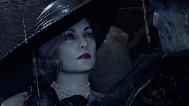 Eight-Foot Lady’s Pure Love Story!