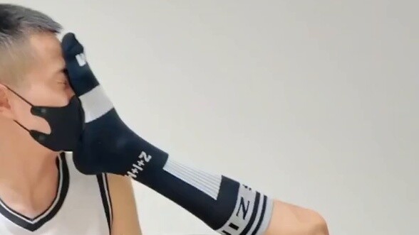 Những trò đùa hàng ngày với bạn cùng phòng