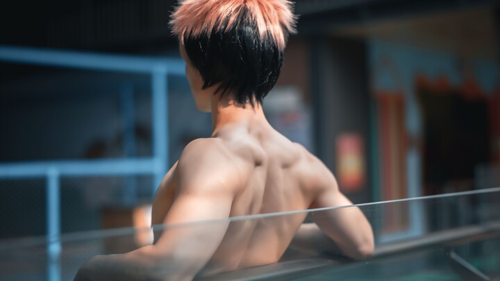 【cosplay】当一个宅男为还原角色健身四年后