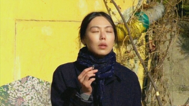 【痛苦过后就只剩平静了 | 金敏喜 | 独自在夜晚的海边】