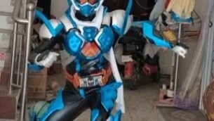 Bao da Kamen Rider Gotchard dùng thử, vỉ eva