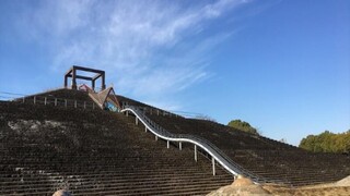 So sánh địa điểm quay phim Ultraman Tiga xưa và nay