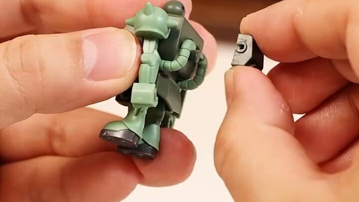 Zaku thực sự có thể chơi theo cách này!