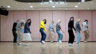 【TWICE回归】主打曲More & More练习室MV提前公开一部分~