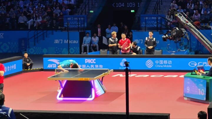 Langsung dari Lokasi! Fan Zhendong Kalahkan Wang Chuqin Dua Kali Berturut-turut, Emosi Meledak hingg