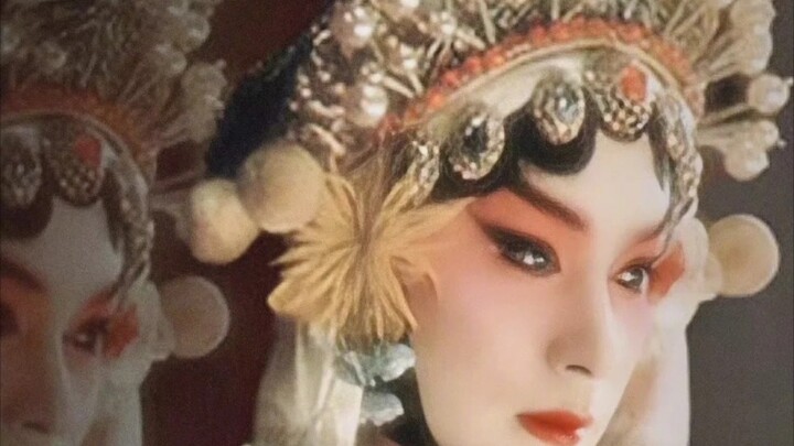 The most classic line in "Farewell My Concubine" is: Even if a person has all kinds of abilities, he