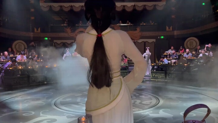 ليو جي، عشرة آلاف يوان!