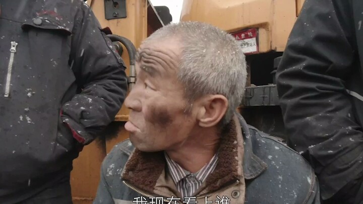 Aku lebih suka cinta diam-diam daripada cinta yang terang-terangan.