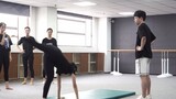 [E75 Art Test] Sepertinya...bukan hanya penari saja yang sering melakukan sit-up? ! ...