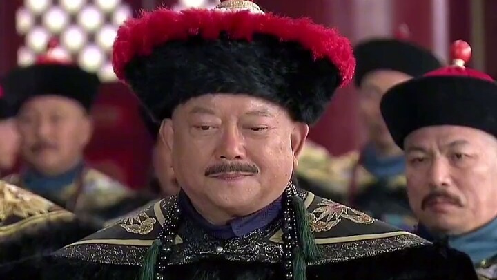 Alasan He Shen bisa menduduki jabatan setinggi itu, bahkan semakin lama semakin tinggi, bukannya tan