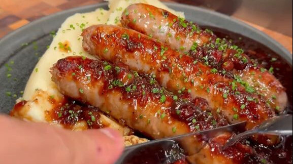 มันบดไส้กรอกหอมแดง 🇬🇧