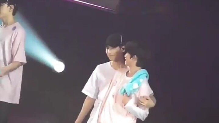 【หยวนปา】เสี่ยวฮ่าวที่ไม่ดูทาง คราวนี้ถูกพี่หยวนจับได้อีกแล้ว
