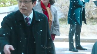 น่ารักมากกก! - คนหนึ่งแสดงความรู้สึกออกมา ส่วนอีกคนเริ่มทบทวนอดีต อ่าาา มาอยู่ด้วยกันเถอะ! - -