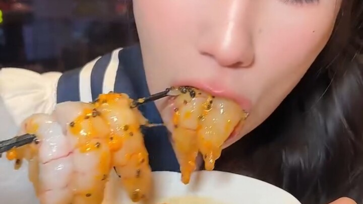 ใช้จ่าย 2,990 ดูสิว่าจะได้กินอะไรบ้าง