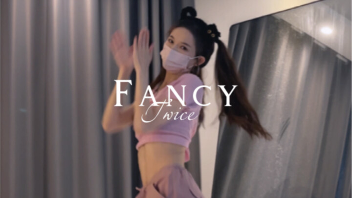 Bom năng lượng sang chảnh hai lần 💣 Khi tâm trạng không tốt, hãy nghe nhạc của thỏ thỏ! 🐰