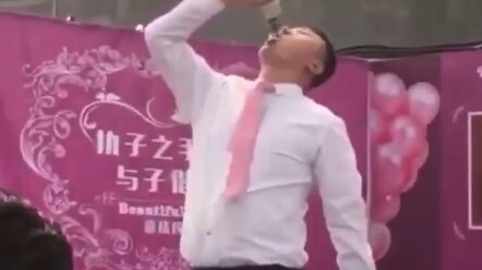 أنت يا فتى مش راح تشرب ولا قطرة!