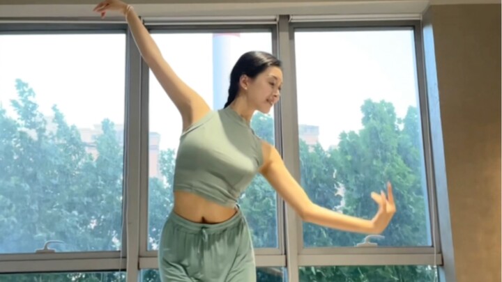 Nếu lúc đó｜nét mặt em chảy vào tim anh như trước