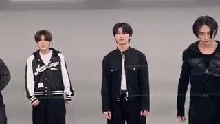 StrayKids happy, sad, angry and joyful version of LALALALA Challenge!