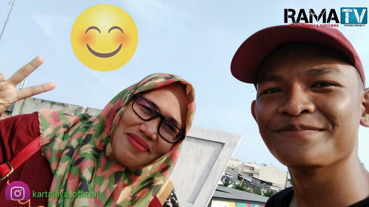 PRANK !!! Selfie sama orang ga di kenal Wkwkwkwk | Prank Indonesia