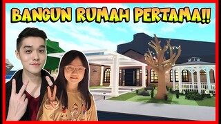 BANGUN RUMAH PERTAMA BERSAMA ANAK DI BLOXBURG !! Feat @sapipurba Roblox