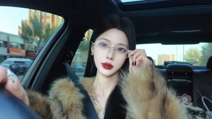 Masih tetap otoritatif