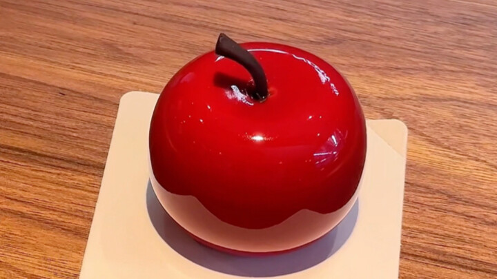 Nanjing’s 58-yuan apple mousse—so damn lifelike! Crystal-clear and stunningly beautiful～