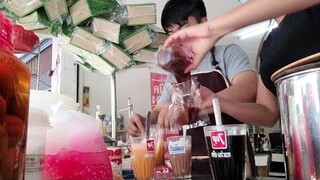 ช่วงนี้ขายดี!ไม่ไหวก็ต้องไหวแน่นอนชงอร่อยและราคาถูก25บาท30บาทค่ะ