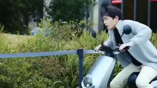 แต่งงานหนีบ้านกับคนจน...ไม่รู้เลยว่าเขาคือประธาน ปลอมตัว!