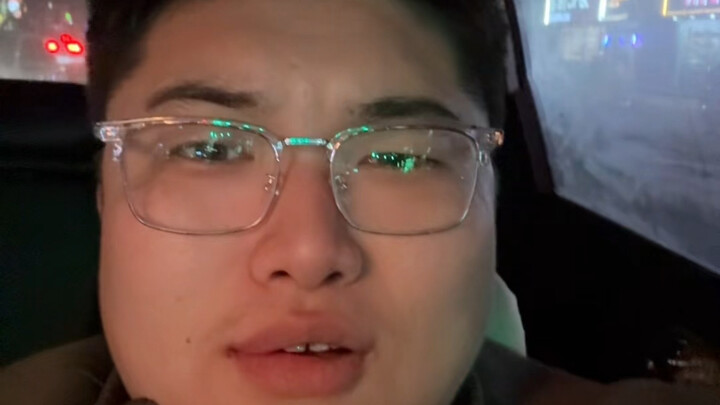 استلهام جملة من تعليقات مستخدمي موقع Bilibili