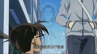 步美：柯南一向都喜歡年長的女性。