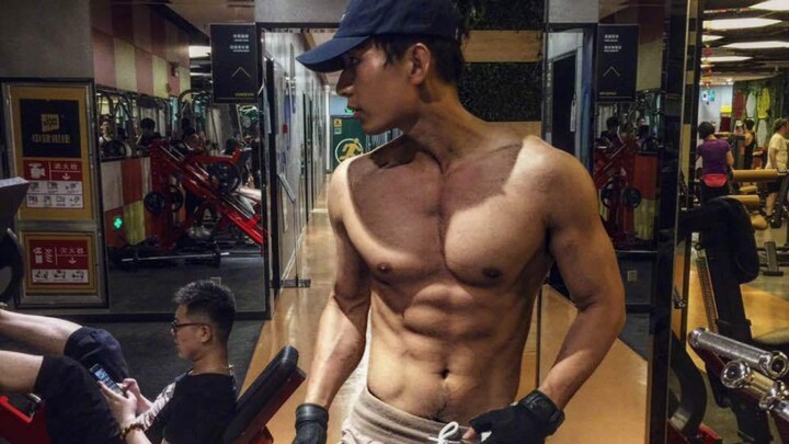 【Cheng Yi】Kamu hanya iri dengan tubuhnya~ Hai, pacar bulan Agustus~