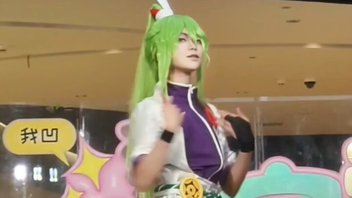 แม้แต่หัวหน้าครอบครัวยังอยากกระโจนเข้าใส่ผู้ร้าย