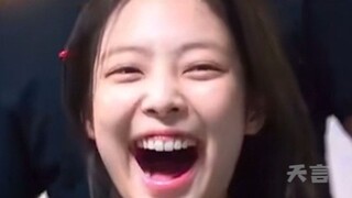 【煎妮正骨的反应】jennie是吃可爱多长大的吧！