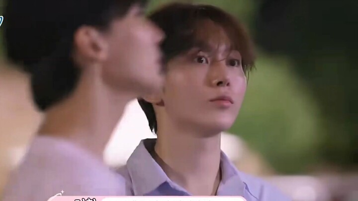 What is Seungkwan thinking? Seungkwan is always in the sight of his brothers.