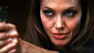 Angelina Jolie Sacrifices herself | Final Scene | Wanted | CLIP