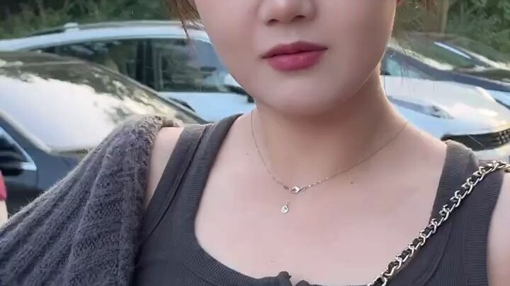我俩纯塑料的#腼腆害羞内向社恐文静小女生 #辣妹的夏天