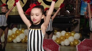 Ukrainian little girl's cute dance, ballet troupe