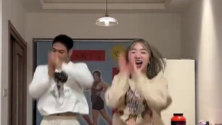 Dia yang mencintaiku belum datang!